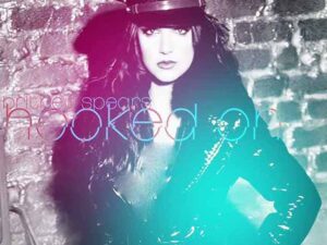 دانلود آهنگ Hooked On از Britney Spears با متن و ترجمه