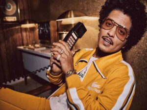 دانلود آهنگ Trippin Out از Bruno Mars با متن و ترجمه