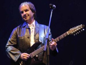 دانلود آهنگ Brother John از Chris De Burgh با متن و ترجمه