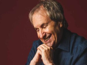 دانلود آهنگ Separate Tables از Chris De Burgh با متن و ترجمه