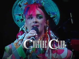 دانلود آهنگ Karma Chameleon از Culture Club با متن و ترجمه