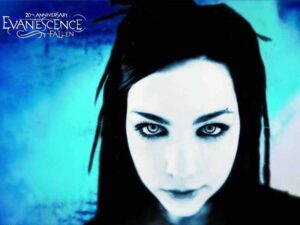 دانلود آهنگ Hello از Evanescence با متن و ترجمه
