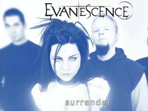 دانلود آهنگ Surrender از Evanescence با متن و ترجمه