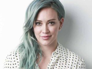 دانلود آهنگ Who’s That Girl از Hilary Duff با متن و ترجمه