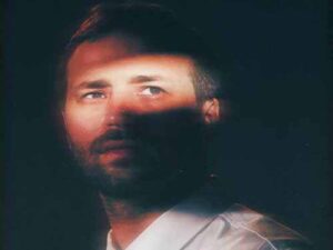 دانلود آهنگ ترکی Yana Yana از Anıl Durmuş با متن و ترجمه