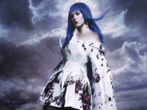 دانلود آهنگ Maggots از Ashnikko با متن و ترجمه