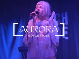 دانلود آهنگ Exhale Inhale از AURORA با متن و ترجمه