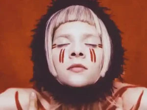 دانلود آهنگ Infections Of A Different Kind از AURORA با متن و ترجمه