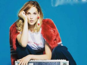 دانلود آهنگ فرانسوی Self Control از Camille Lou با متن و ترجمه