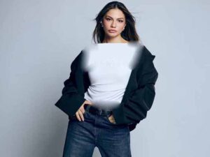 دانلود آهنگ ترکی Ah Yar از Demet Özdemir با متن و ترجمه