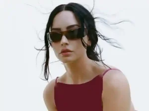 دانلود آهنگ Frequency از Demi Lovato با متن و ترجمه