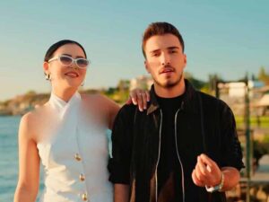 دانلود آهنگ ترکی Benden Gitme از Dodo و Esin Kaya با متن و ترجمه