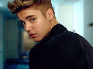 دانلود آهنگ Heartbreaker از Justin Bieber با متن و ترجمه