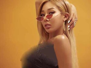 دانلود آهنگ HELL از Jessi با متن و ترجمه