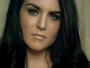 دانلود آهنگ Disaster از JoJo با متن و ترجمه