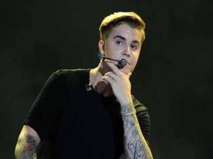 دانلود آهنگ Where Are You Now از Justin Bieber با متن و ترجمه