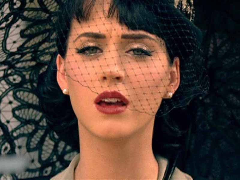 دانلود آهنگ Thinking Of You از Katy Perry با متن و ترجمه