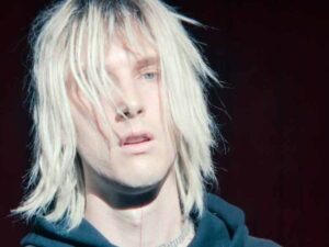 دانلود آهنگ WHO I WAS از NF و mgk با متن و ترجمه