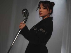 دانلود آهنگ آذربایجانی Dürüst Ol از Nəfəs با متن و ترجمه