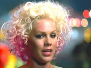 دانلود آهنگ Who Knew از Pink با متن و ترجمه