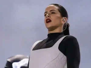 دانلود آهنگ اسپانیایی Reliquia از ROSALÍA با متن و ترجمه