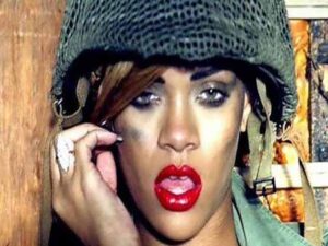 دانلود آهنگ Hard از Rihanna با متن و ترجمه