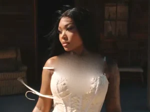 دانلود آهنگ FMT از Summer Walker با متن و ترجمه