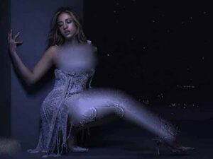 دانلود آهنگ ANYTHING BUT LOVE از Tate McRae با متن و ترجمه