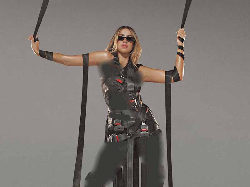 دانلود آهنگ Miss Possessive از Tate McRae با متن و ترجمه