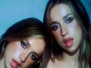 دانلود آهنگ NOBODY’S GIRL از Tate McRae با متن و ترجمه