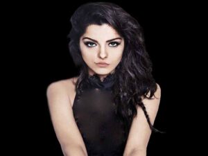 دانلود آهنگ I’m Gonna Show You Crazy از Bebe Rexha با متن و ترجمه