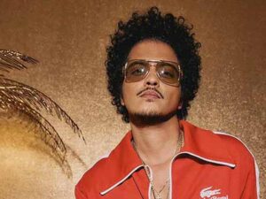 دانلود آهنگ Money Make Her Smile از Bruno Mars با متن و ترجمه