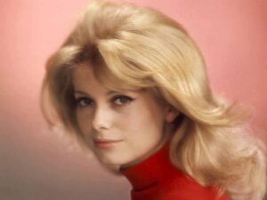 دانلود آهنگ فرانسوی Je ne peux vivre sans t’aimer از Catherine Deneuve با متن و ترجمه