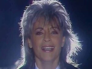 دانلود آهنگ فرانسوی Nuit magique از Catherine Lara با متن و ترجمه