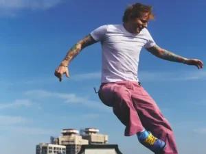 دانلود آهنگ (Stoned (Bonus Track از Ed Sheeran با متن و ترجمه