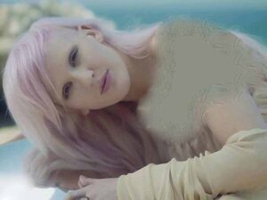 دانلود آهنگ Anything Could Happen از Ellie Goulding با متن و ترجمه