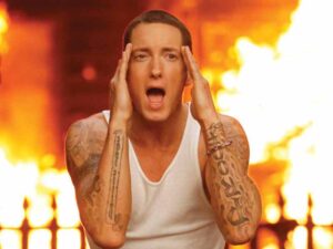 دانلود آهنگ Wont Back Down از Eminem با متن و ترجمه