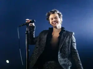دانلود آهنگ Fine Line از Harry Styles با متن و ترجمه