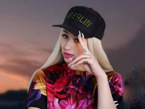 دانلود آهنگ Walk The Line از Iggy Azalea با متن و ترجمه