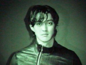 دانلود آهنگ PIXELATED KISSES (Remix) از Joji و Yeat با متن و ترجمه