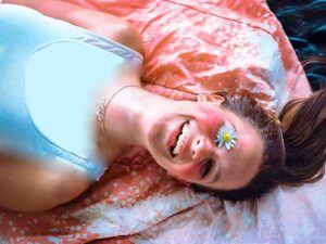 دانلود آهنگ Dreaming On از Sleeping After Pills با متن و ترجمه