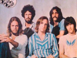 دانلود آهنگ Life In The Fast Lane از Eagles با متن و ترجمه