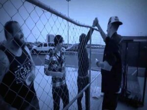 دانلود آهنگ End of the Road از Machine Gun Kelly با متن و ترجمه