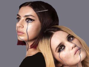 دانلود آهنگ Eyes of the World از Charli xcx و Sky Ferreira با متن و ترجمه