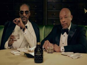 دانلود آهنگ Still D.R.E از Dr. Dre  و Snoop Dogg با متن و ترجمه