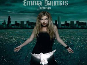 دانلود آهنگ فرانسوی J’attends از Emma Daumas با متن و ترجمه