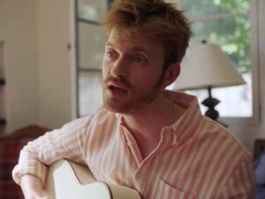 دانلود آهنگ Can’t Wait To Be Dead از FINNEAS با متن و ترجمه