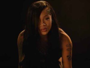 دانلود آهنگ Special از Beabadoobee با متن و ترجمه