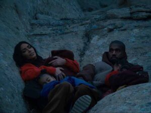 دانلود آهنگ Closed on Sunday از Kanye West با متن و ترجمه