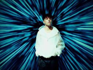 دانلود آهنگ Last Night از Louis Tomlinson با متن و ترجمه